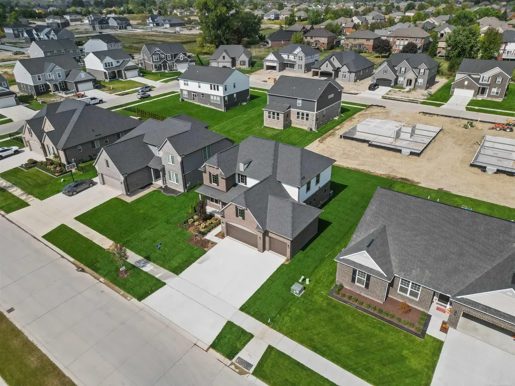 17317 Megan Drive Macomb Township MI 48042