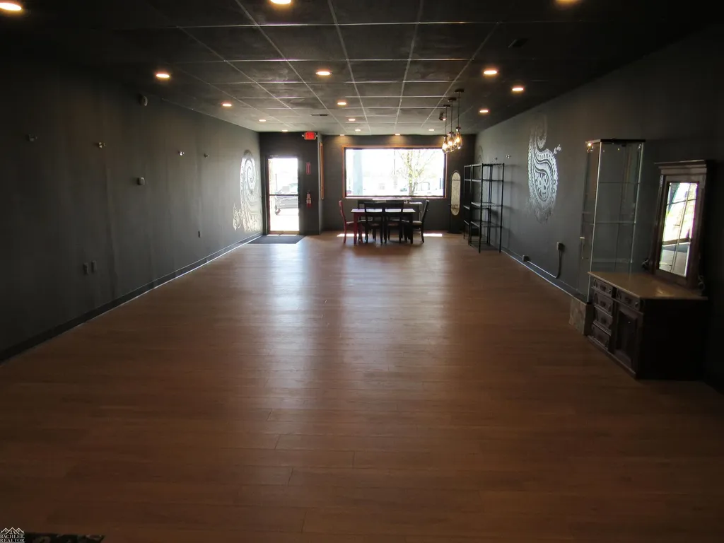 208 S Water Street Marine City City MI 48039