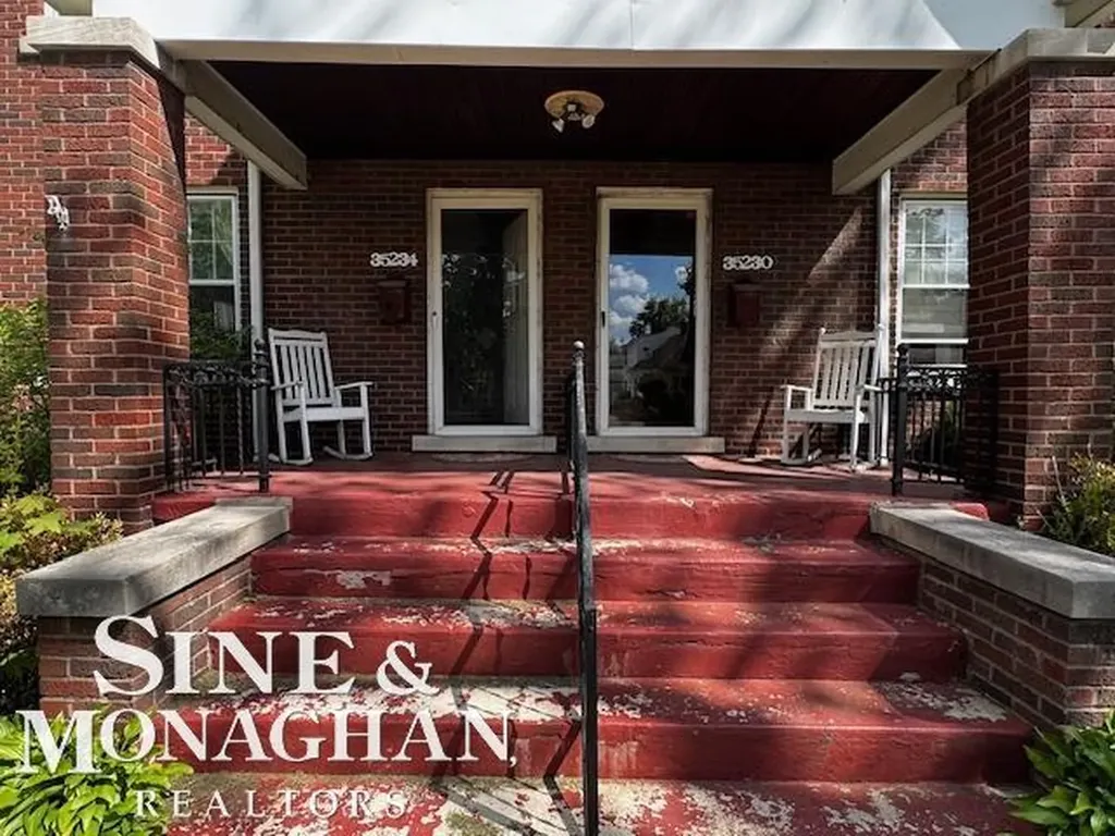 35230 Chestnut Street Wayne City MI 48184
