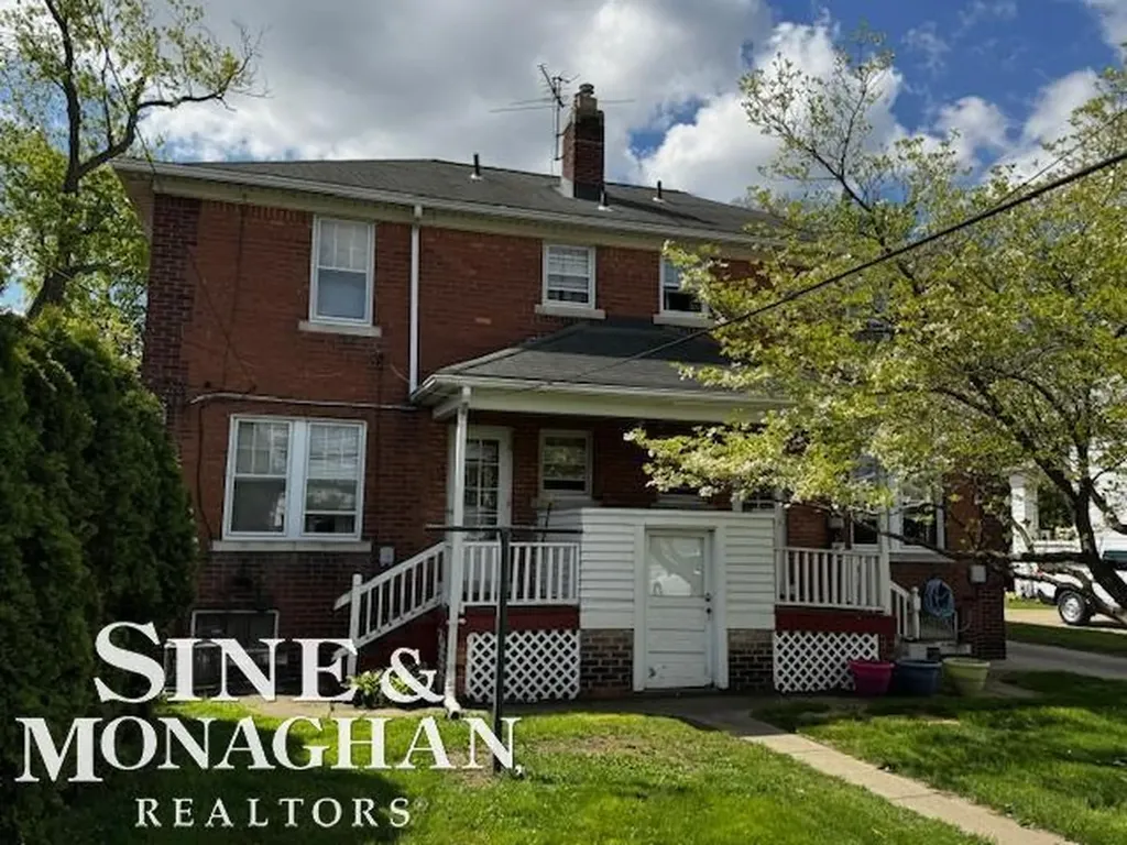35230 Chestnut Street Wayne City MI 48184