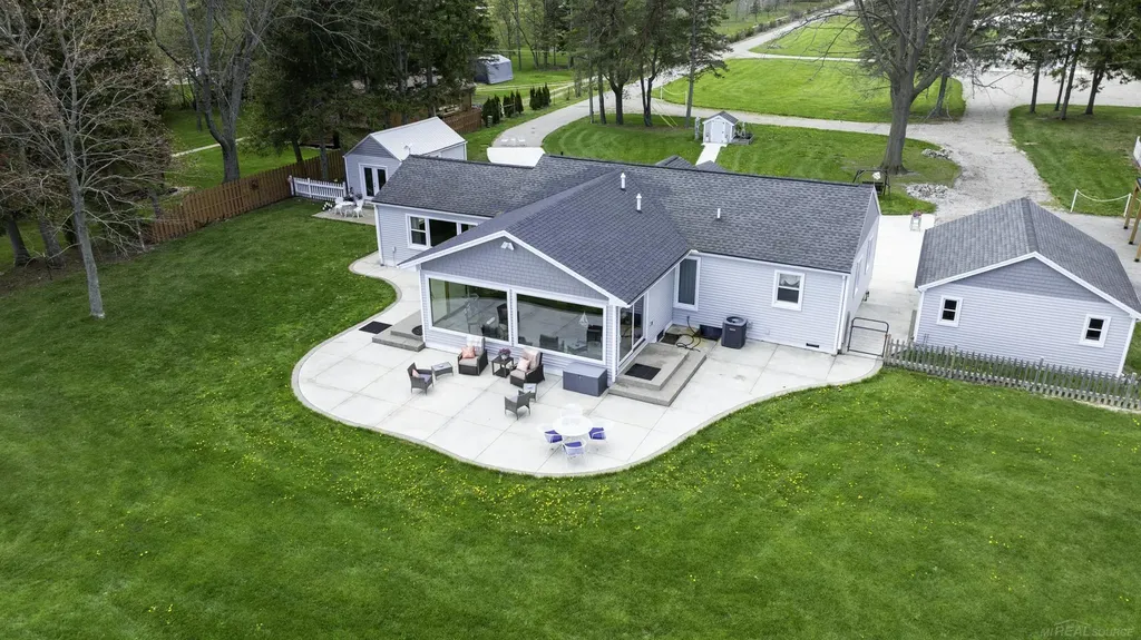 6655 Lakeshore Road Worth Township MI 48450