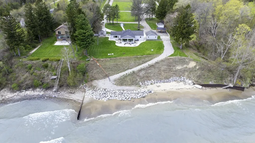 6655 Lakeshore Road Worth Township MI 48450