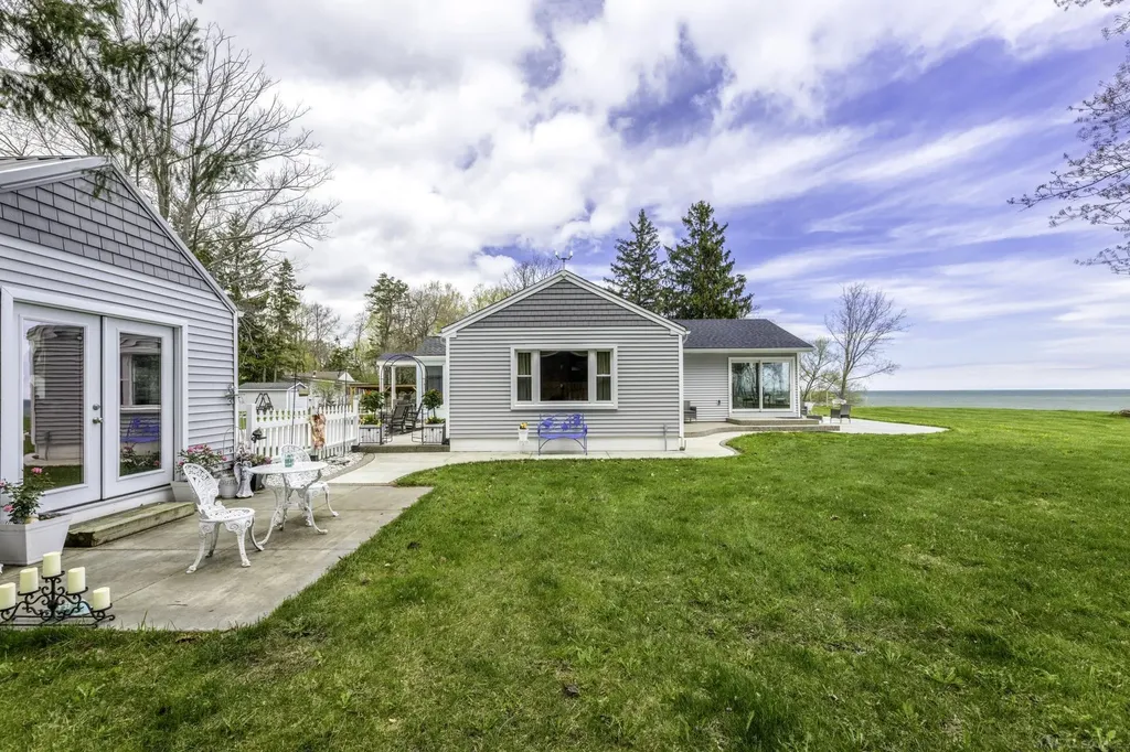 6655 Lakeshore Road Worth Township MI 48450