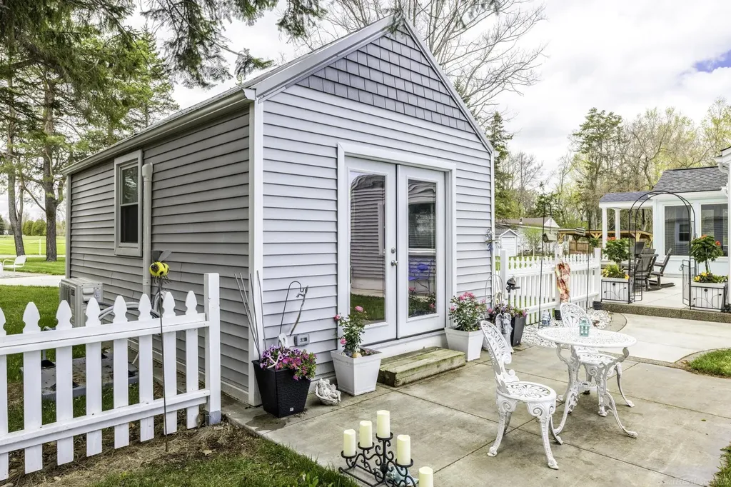 6655 Lakeshore Road Worth Township MI 48450