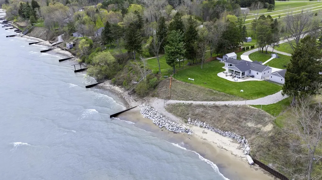 6655 Lakeshore Road Worth Township MI 48450