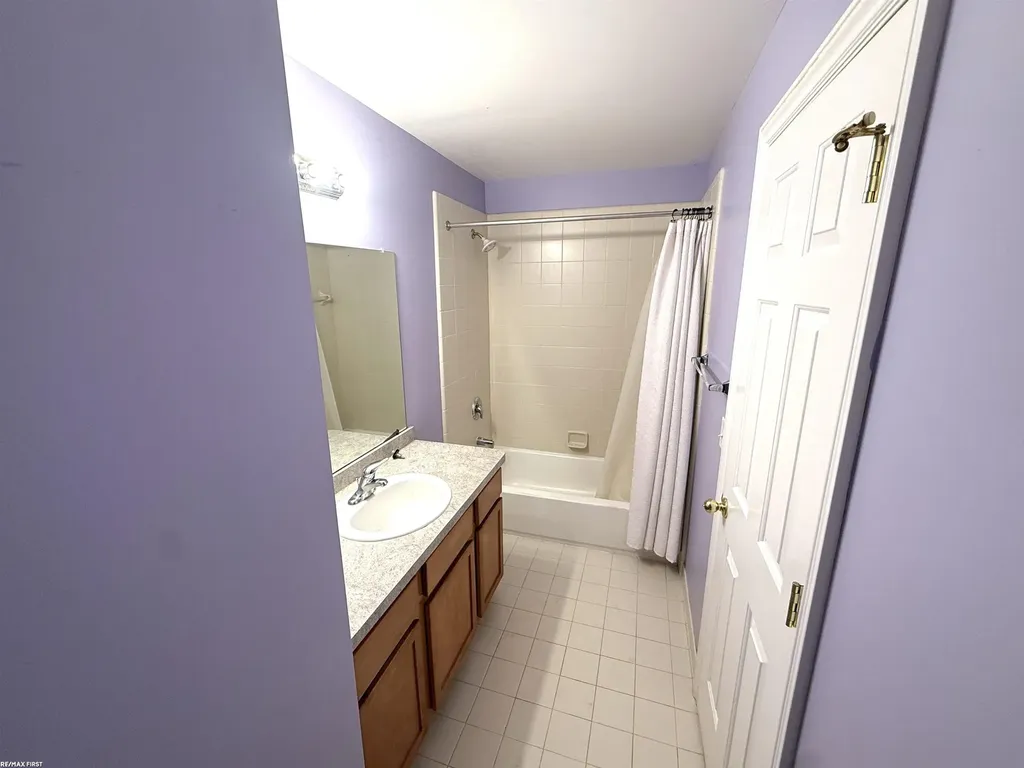 5647 Hampshire Lane Ypsilanti City MI 48197