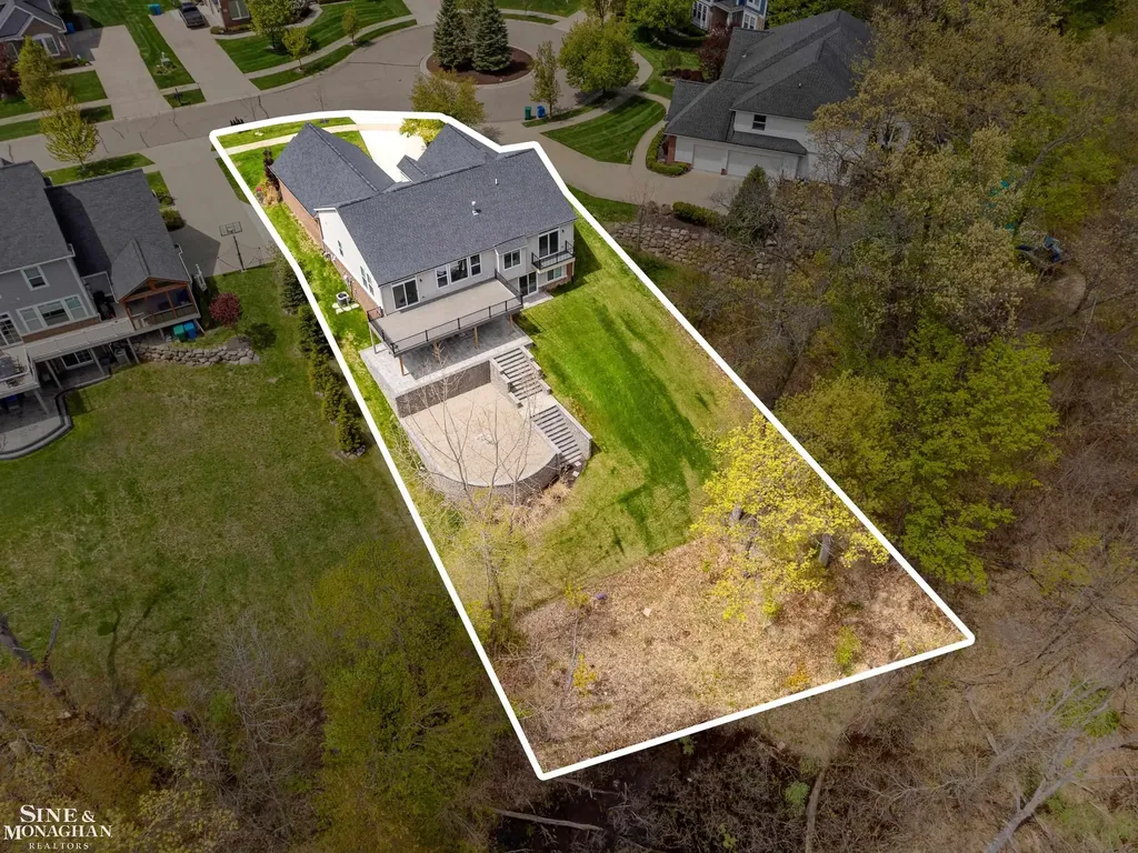 6148 Birchcrest Lane Commerce Charter Township MI 48382
