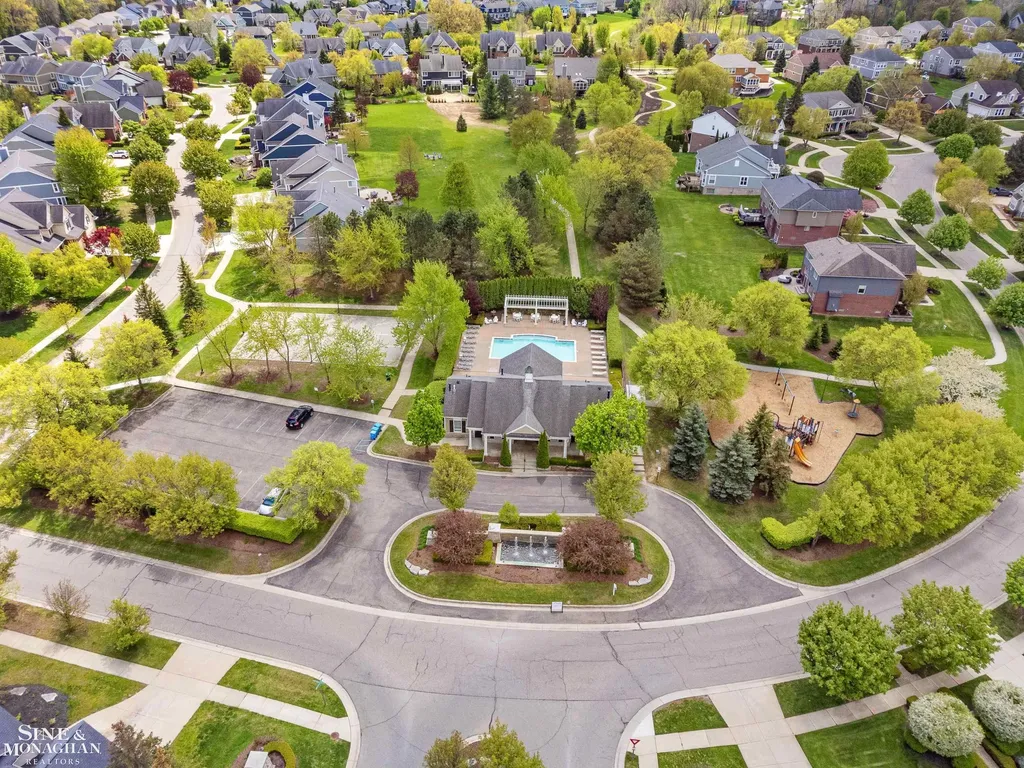 6148 Birchcrest Lane Commerce Charter Township MI 48382