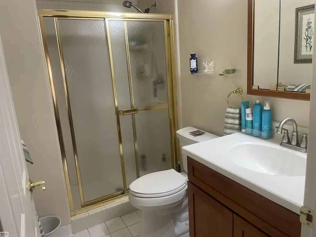 1343 Autumn Lane Rochester Hills City MI 48306