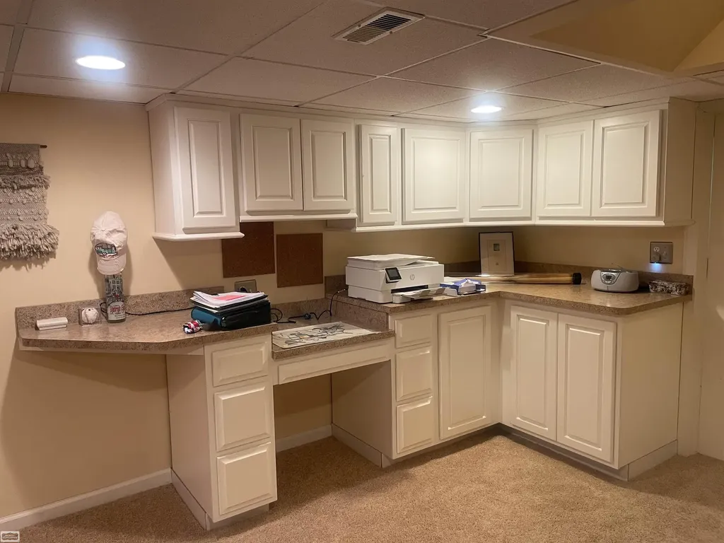 1343 Autumn Lane Rochester Hills City MI 48306