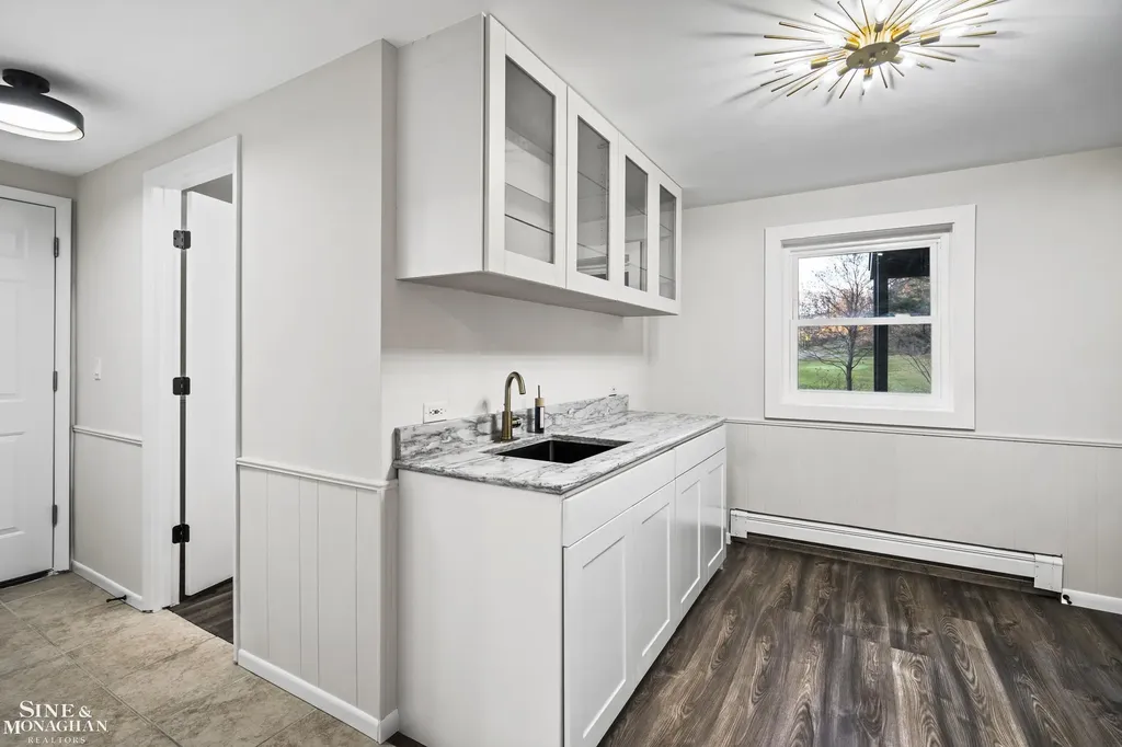 431 Fairlane Drive Traverse City City MI 49684