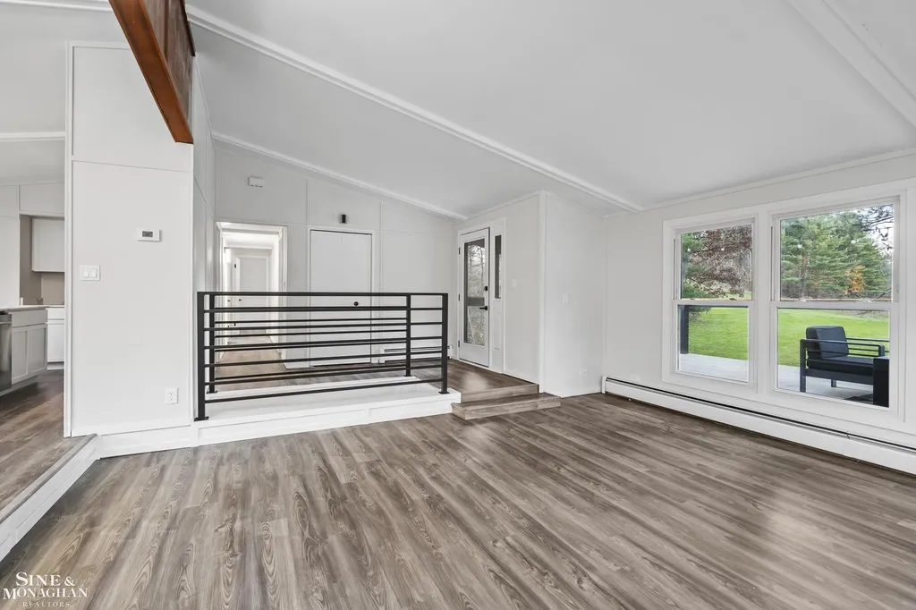 431 Fairlane Drive Traverse City City MI 49684
