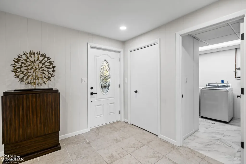 431 Fairlane Drive Traverse City City MI 49684