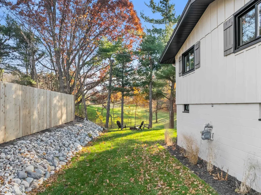 431 Fairlane Drive Traverse City City MI 49684