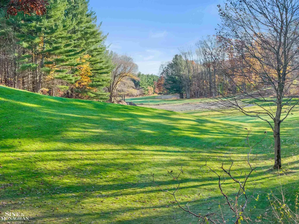 431 Fairlane Drive Traverse City City MI 49684