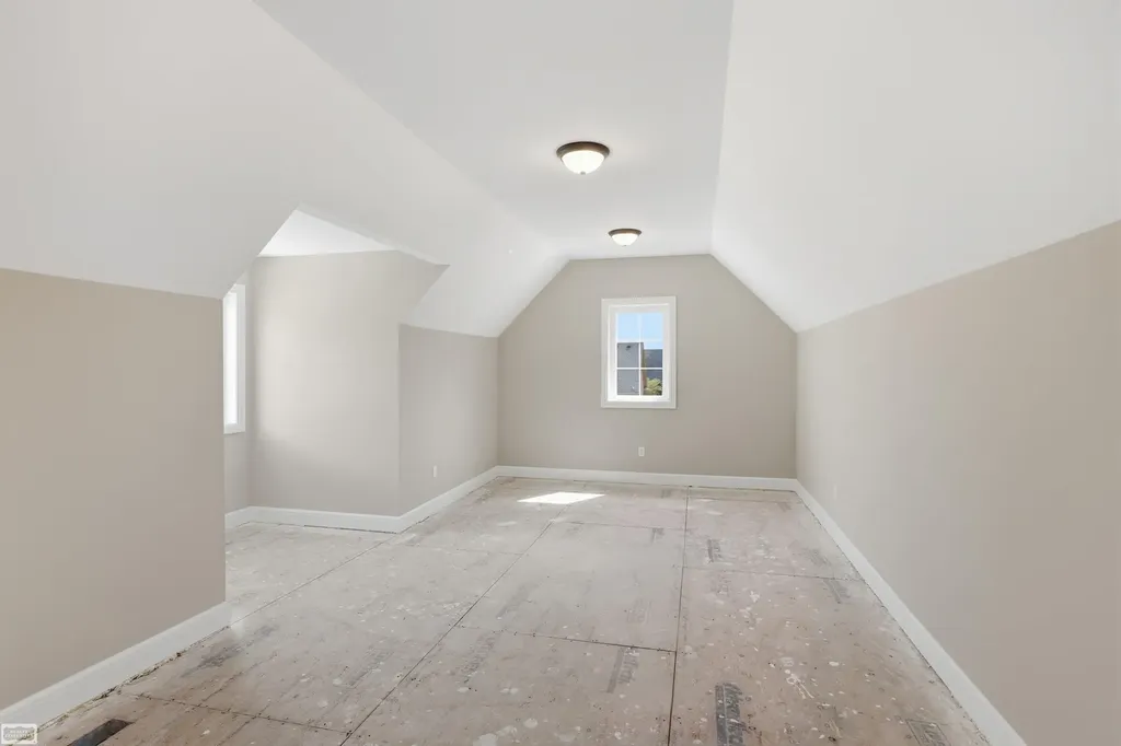 54679 White Pine Lane Shelby Charter Township MI 48315
