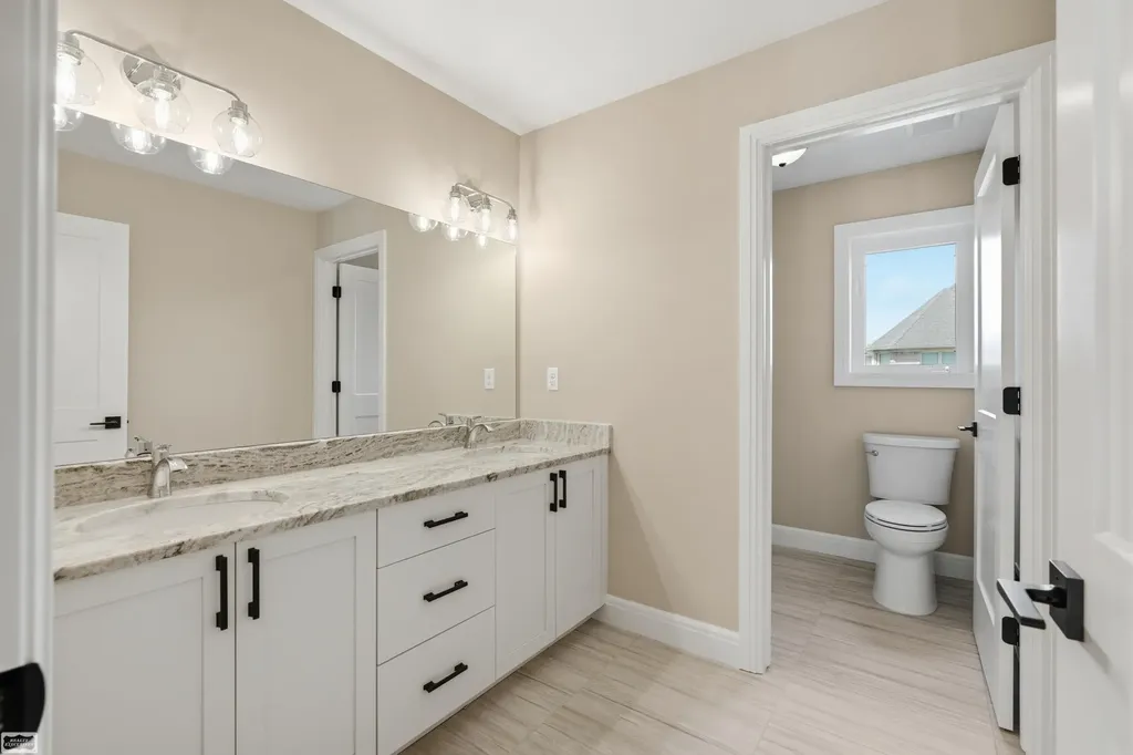 54679 White Pine Lane Shelby Charter Township MI 48315