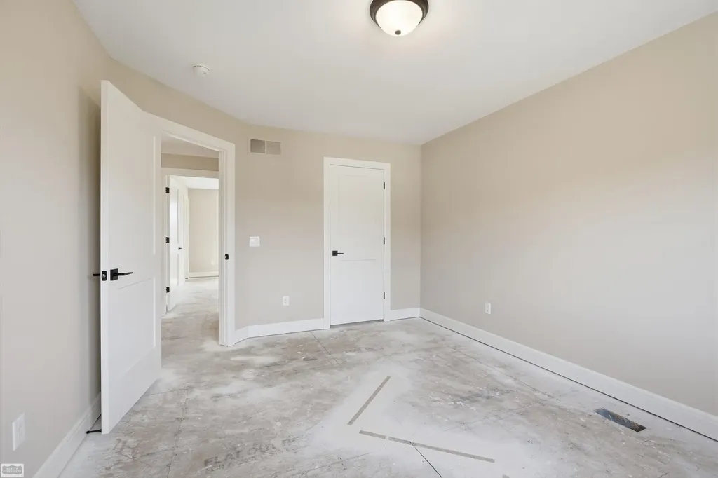54679 White Pine Lane Shelby Charter Township MI 48315