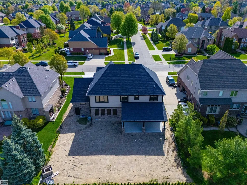 54679 White Pine Lane Shelby Charter Township MI 48315