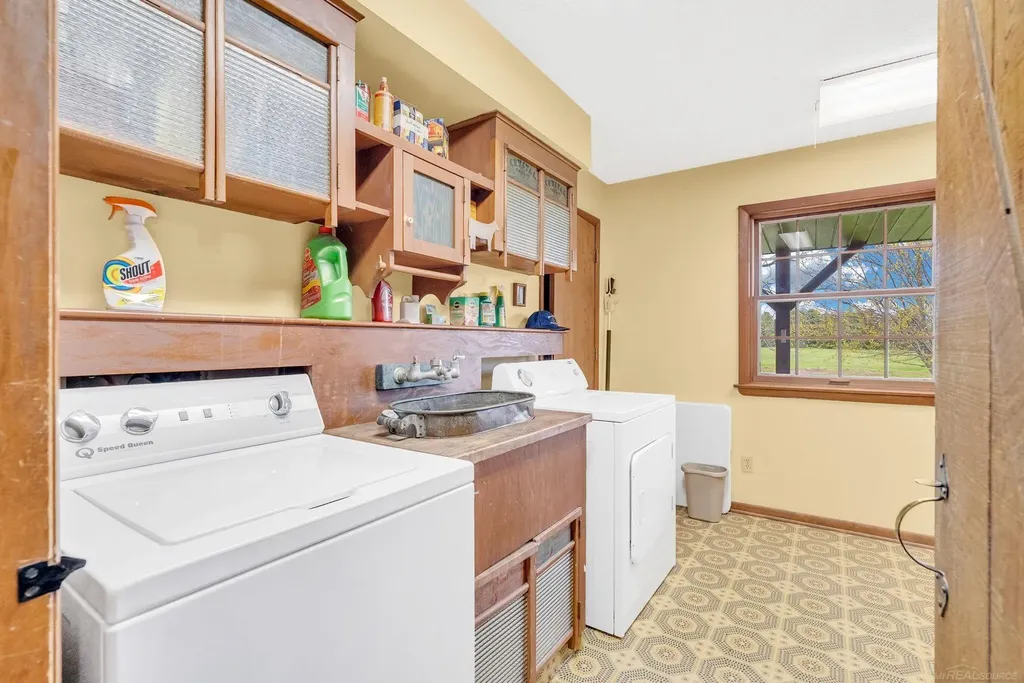 5800 Deckerville Road Forester Township MI 48427
