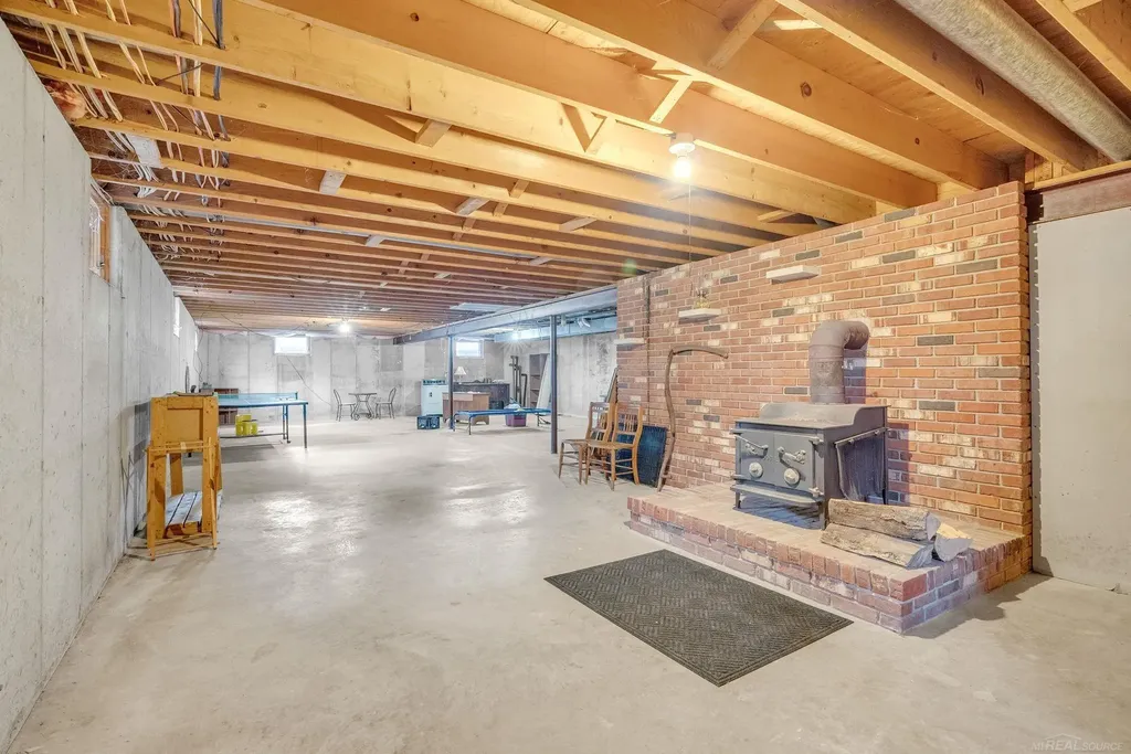 5800 Deckerville Road Forester Township MI 48427