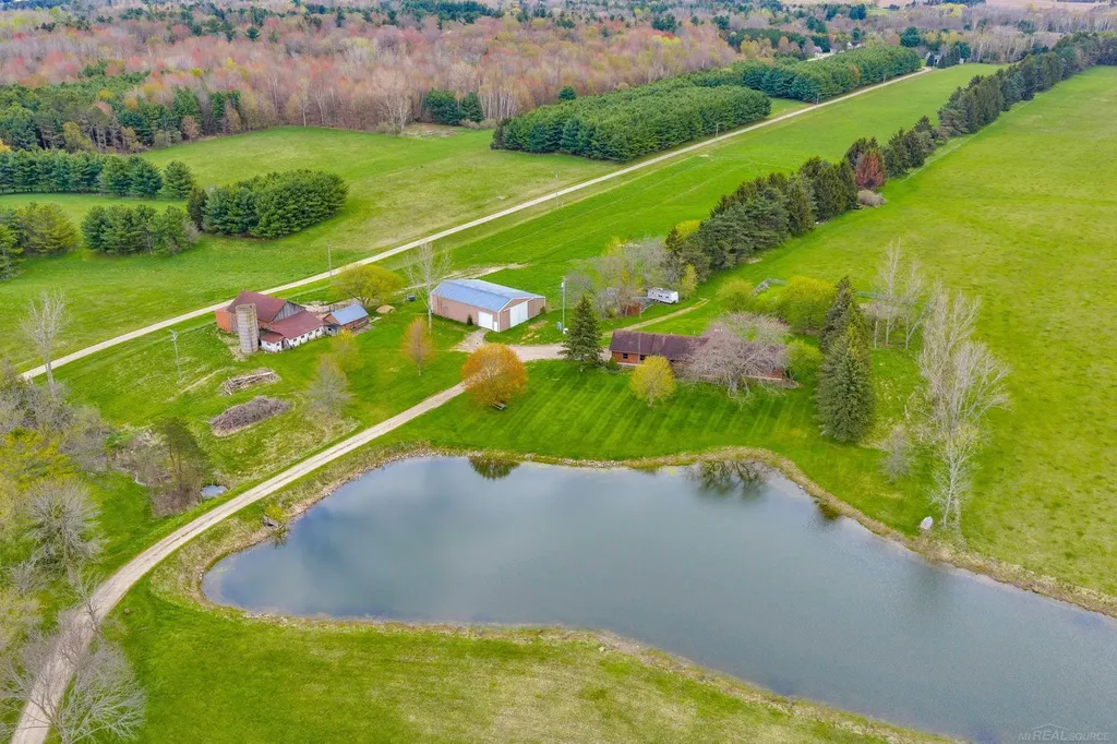 5800 Deckerville Road Forester Township MI 48427