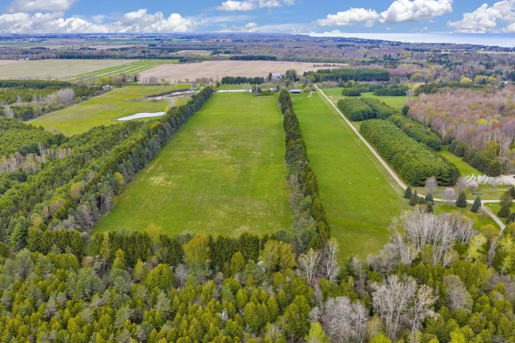5800 Deckerville Road Forester Township MI 48427