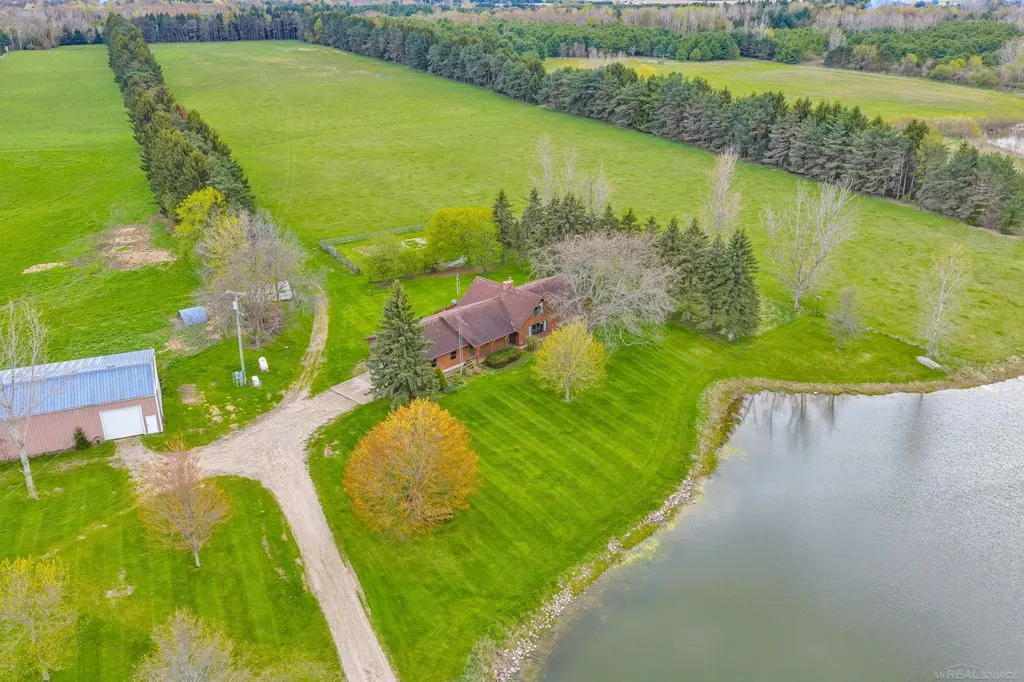 5800 Deckerville Road Forester Township MI 48427