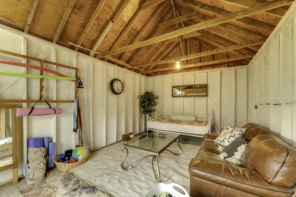 7672 Schroeder Road Worth Township MI 48450