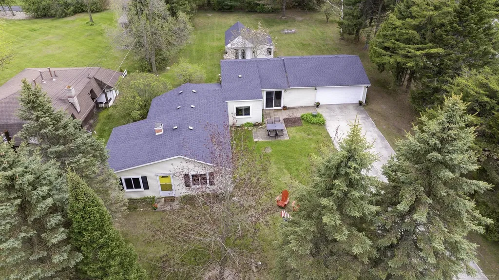 7672 Schroeder Road Worth Township MI 48450