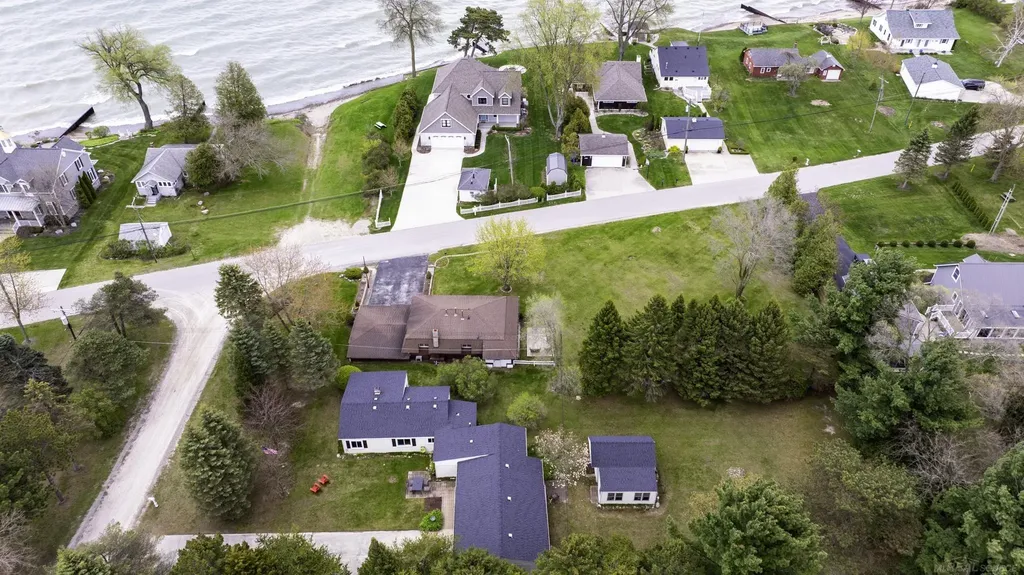 7672 Schroeder Road Worth Township MI 48450