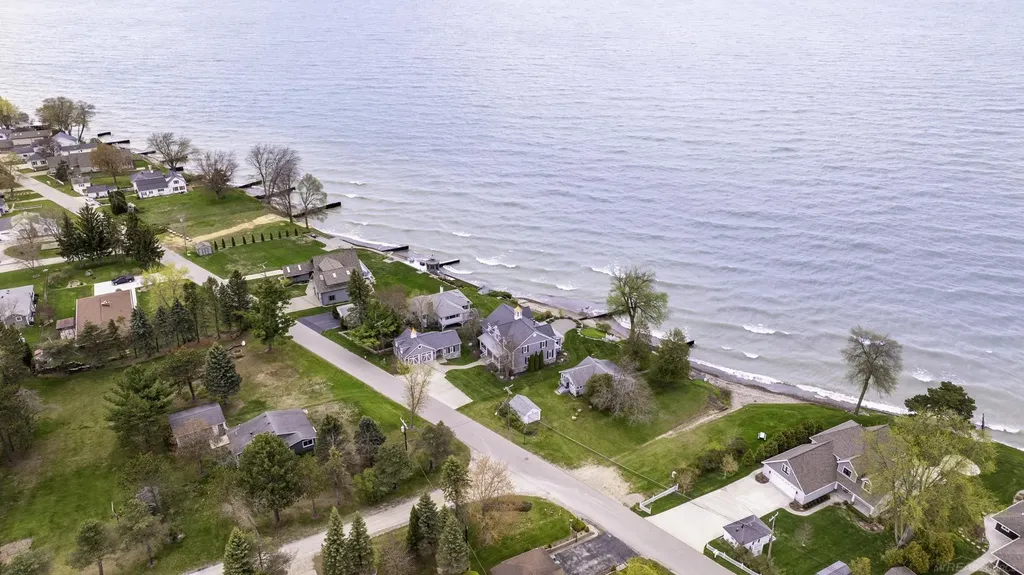 7672 Schroeder Road Worth Township MI 48450
