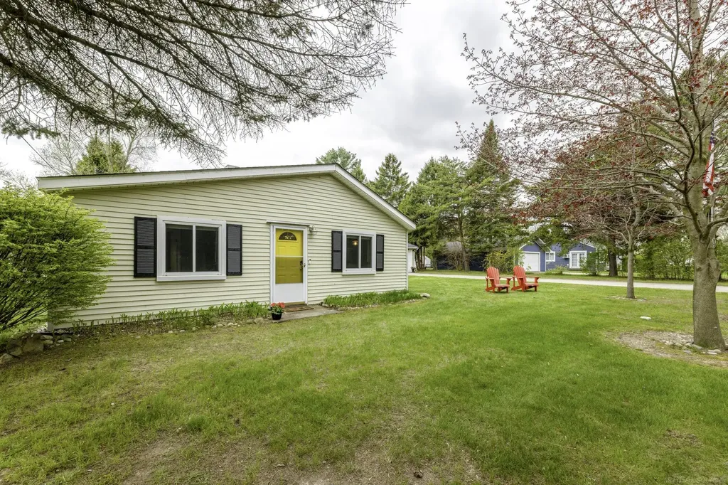7672 Schroeder Road Worth Township MI 48450