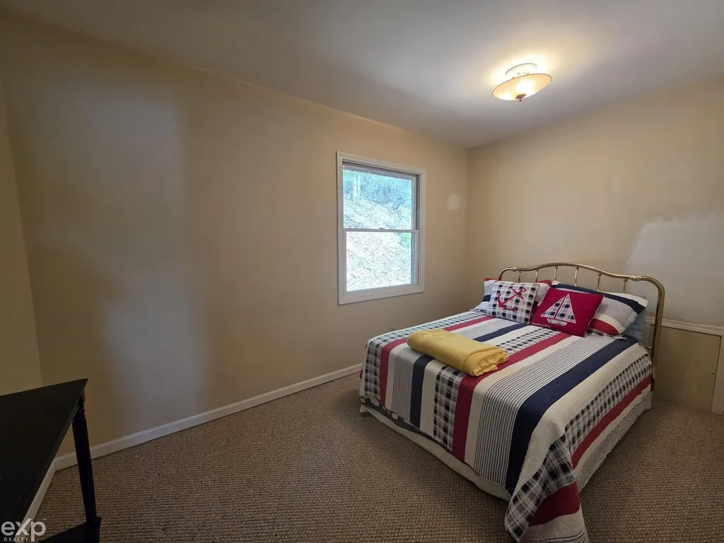 5592 N Bear Lake Trail Rose City City MI 48654