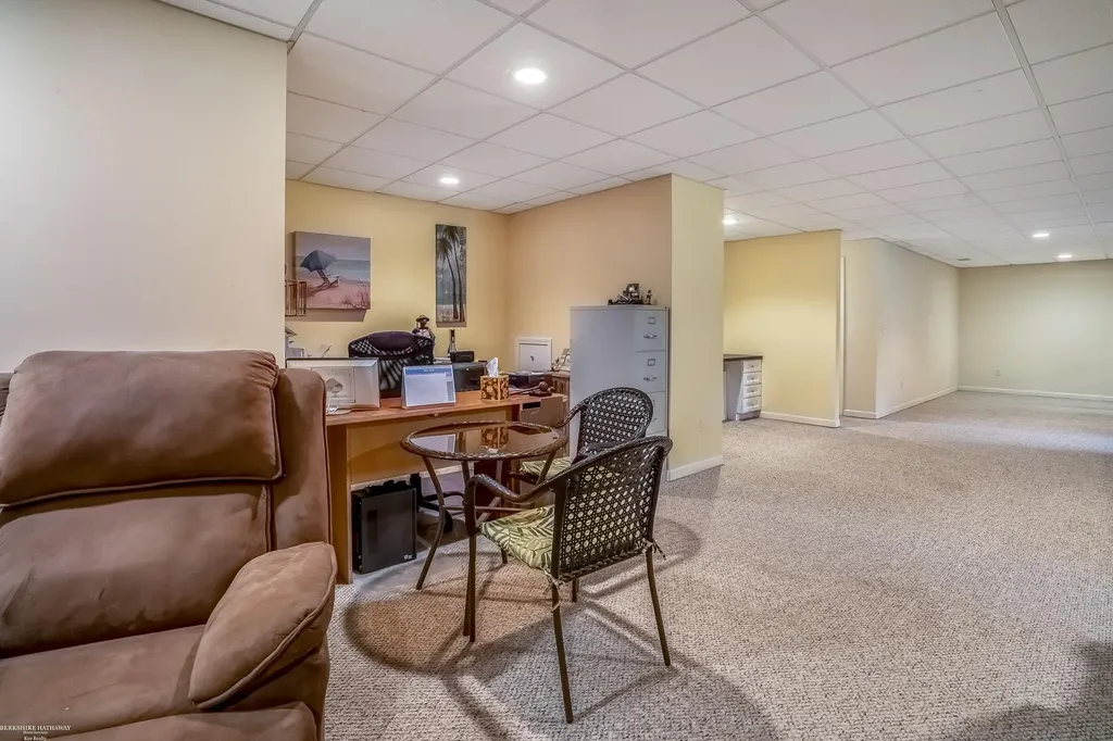 1712 Wood Trail Oxford Charter Township MI 48371