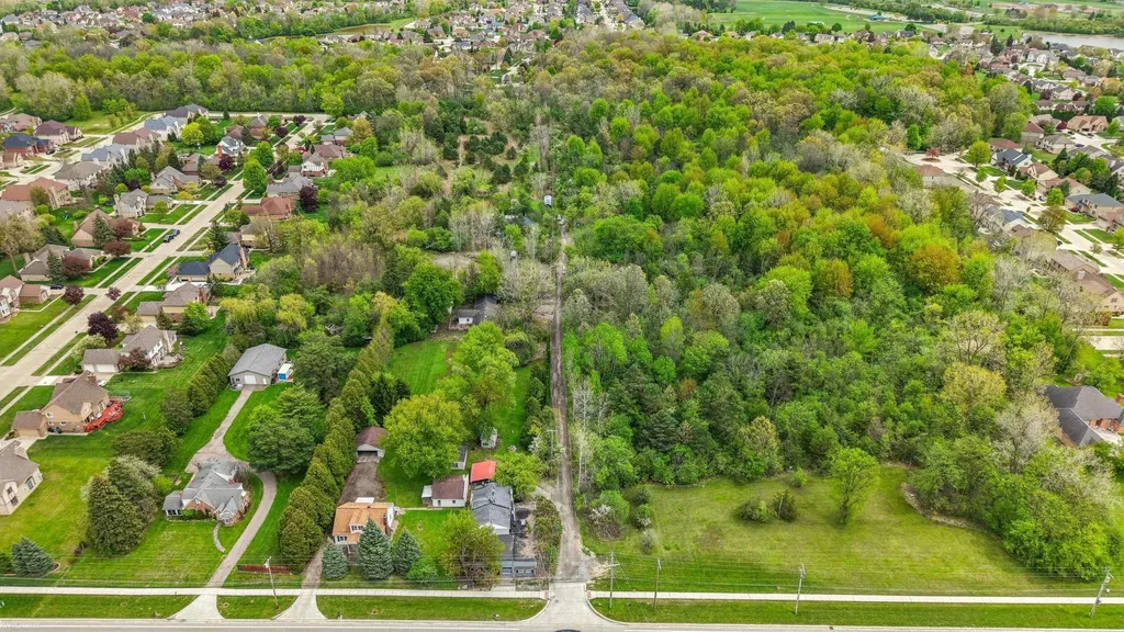 2071 Beyer Lane Sterling Heights City MI 48314