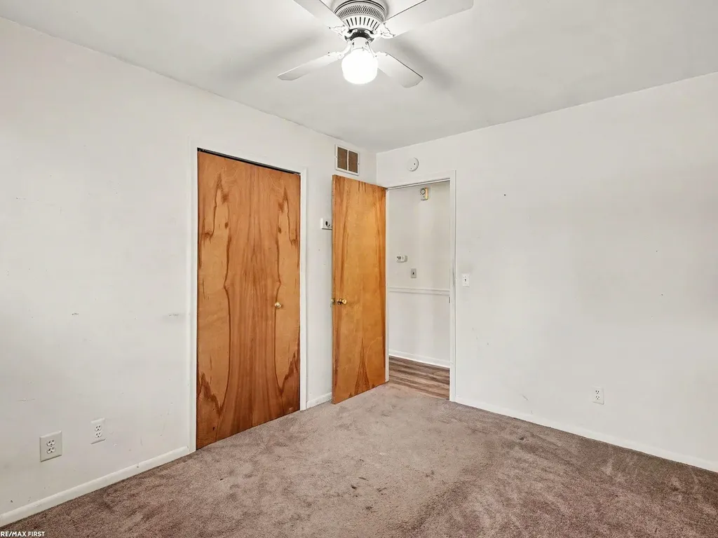 371 Colonial Lane Algonac City MI 48001