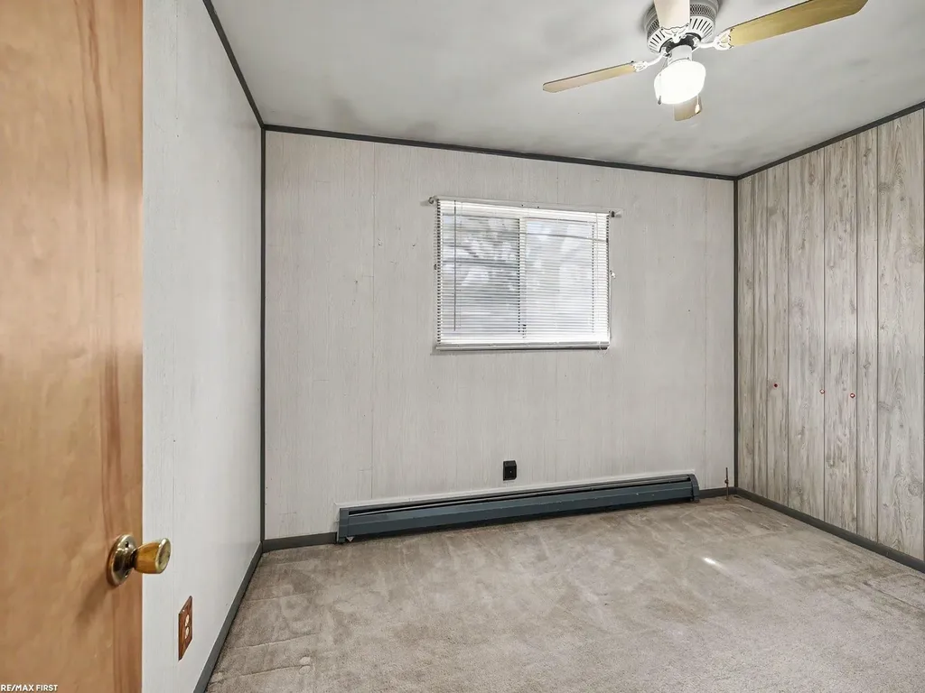 371 Colonial Lane Algonac City MI 48001