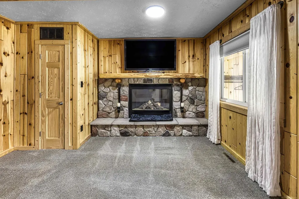 117 Vienna Court Markey Township MI 48629