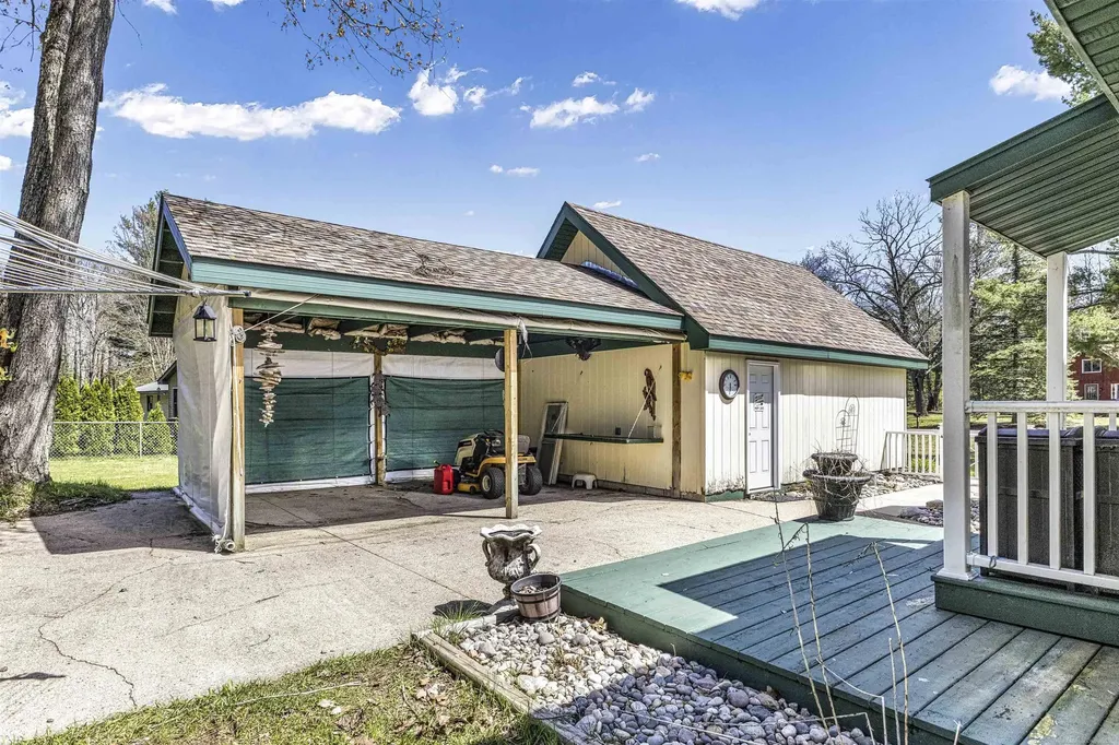 117 Vienna Court Markey Township MI 48629