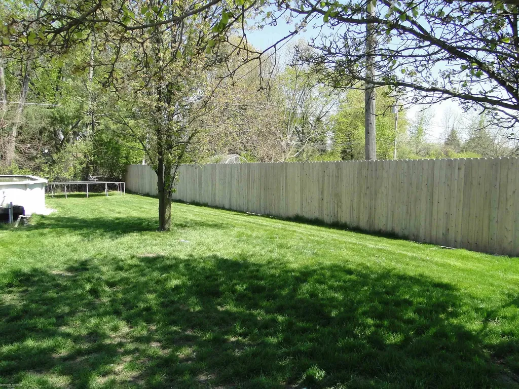 19549 Dixie Drive Clinton Charter Township MI 48035