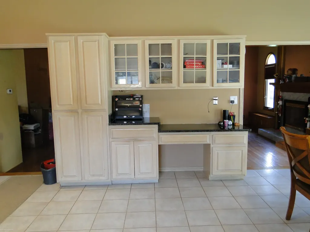 19549 Dixie Drive Clinton Charter Township MI 48035