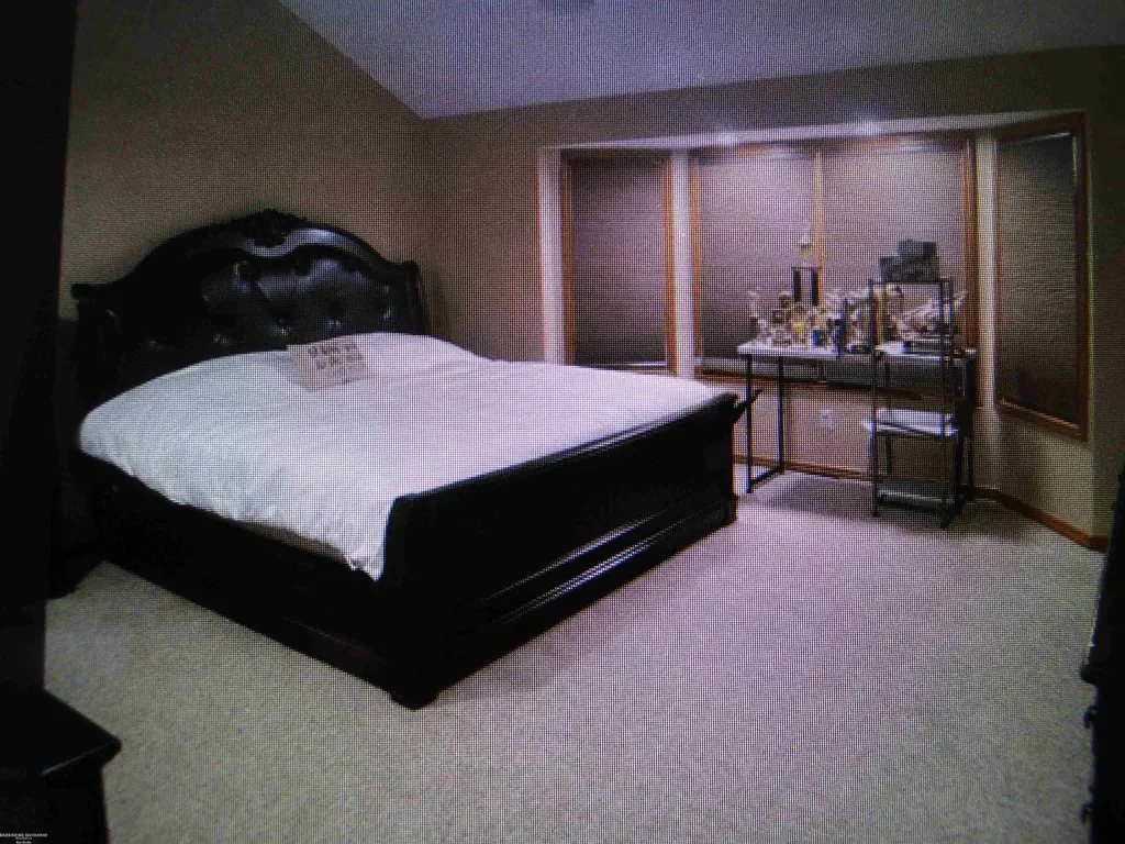 19549 Dixie Drive Clinton Charter Township MI 48035
