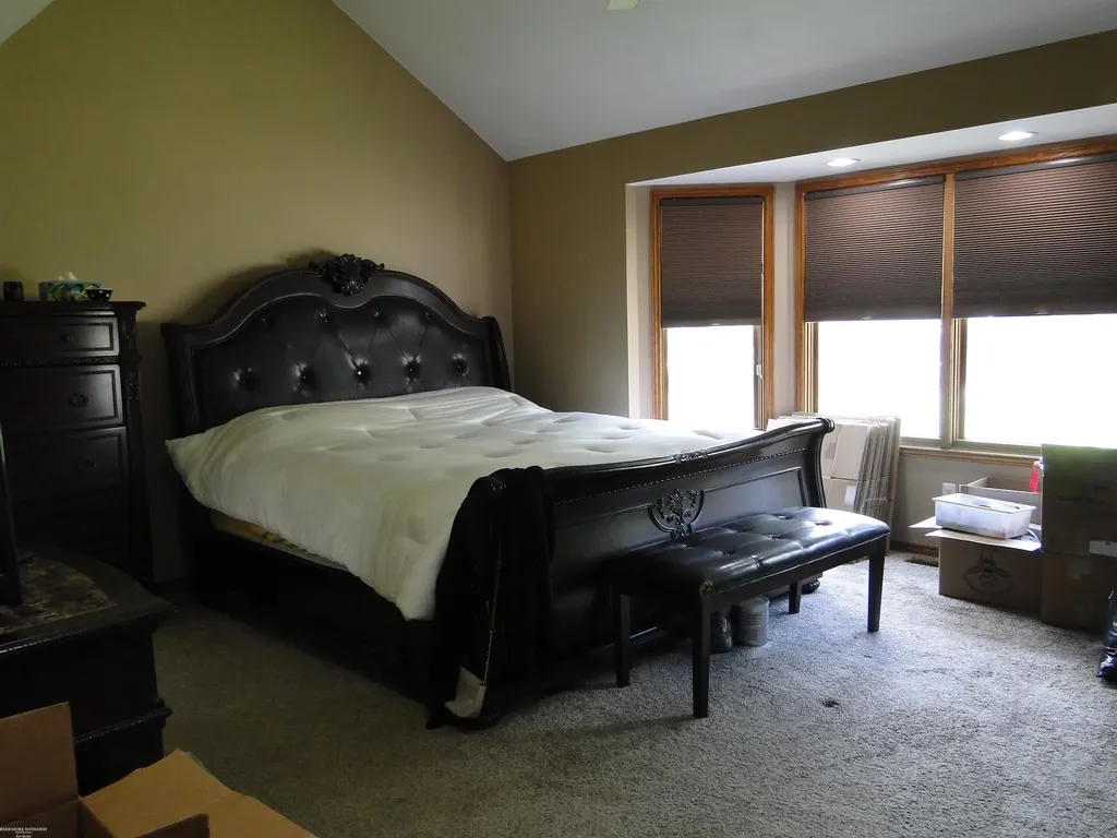 19549 Dixie Drive Clinton Charter Township MI 48035