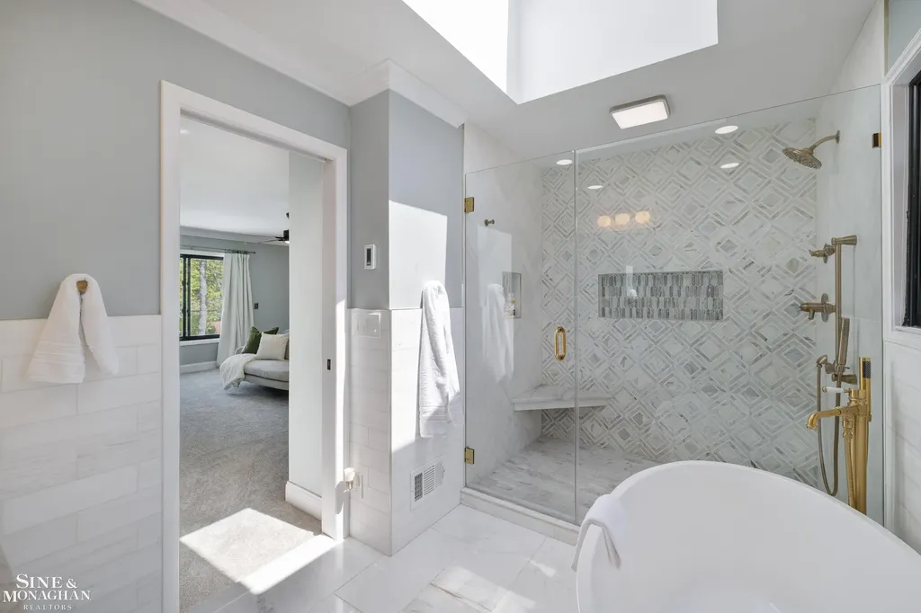 56 Hampton Road Village Of Grosse Pointe Shores City MI 48236
