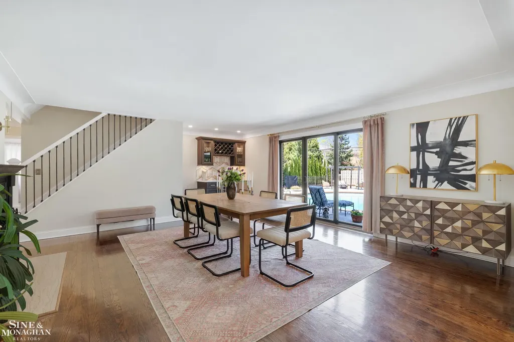 56 Hampton Road Village Of Grosse Pointe Shores City MI 48236