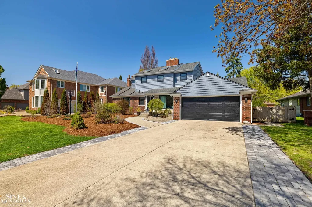 56 Hampton Road Village Of Grosse Pointe Shores City MI 48236