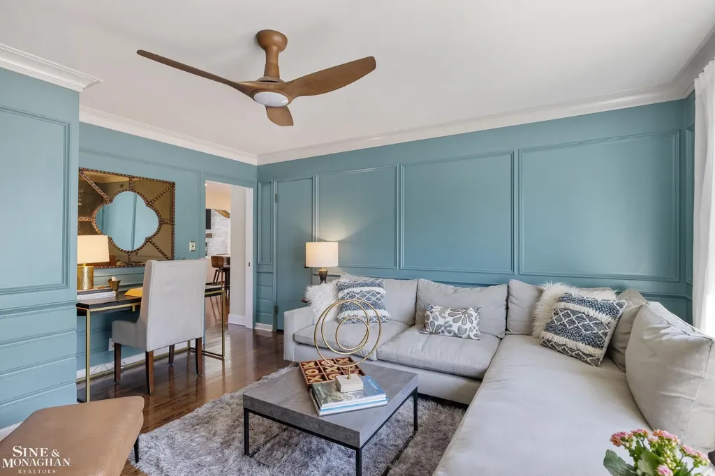 56 Hampton Road Village Of Grosse Pointe Shores City MI 48236