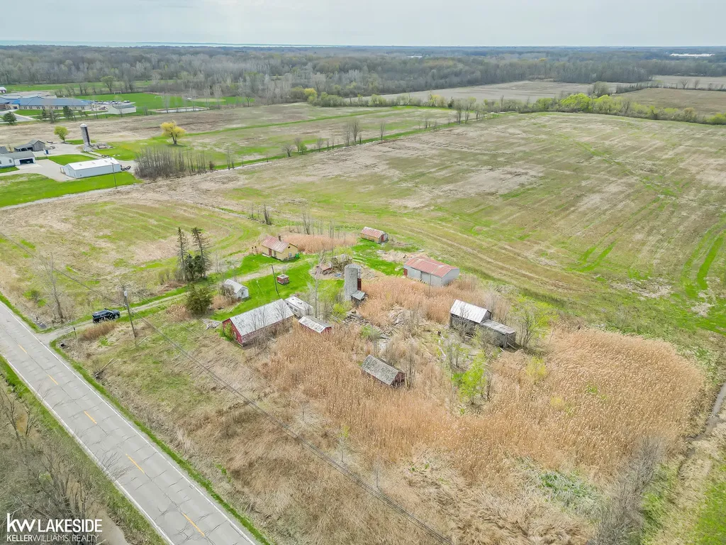 6166 Church Road Ira Township MI 48023
