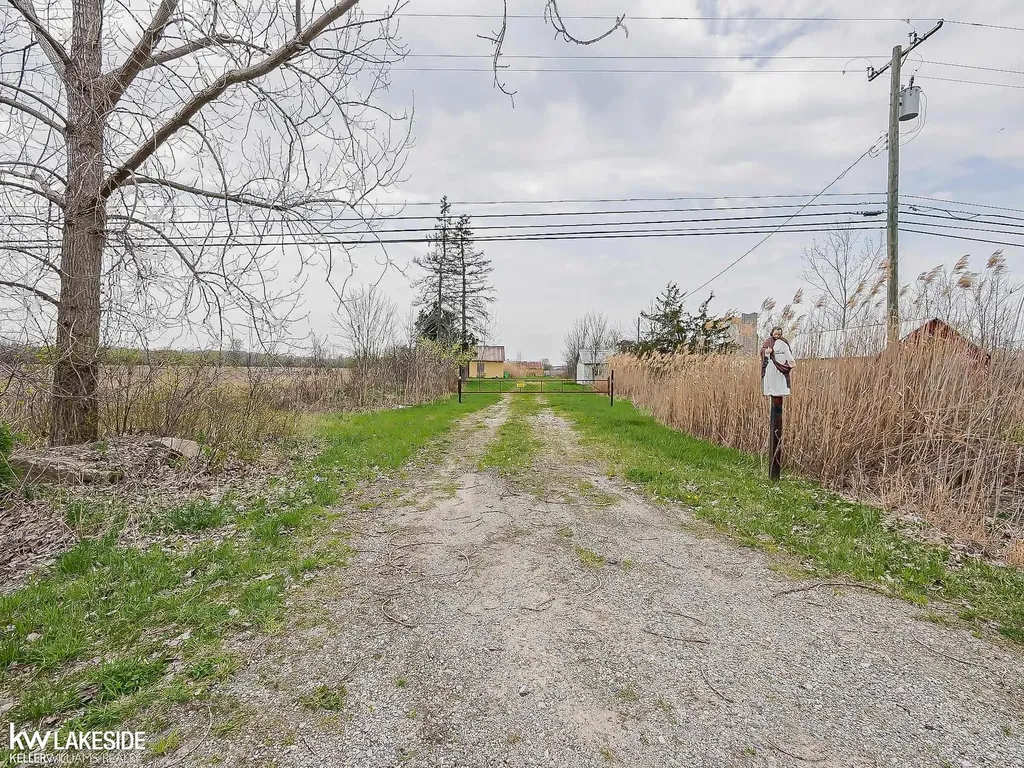 6166 Church Road Ira Township MI 48023